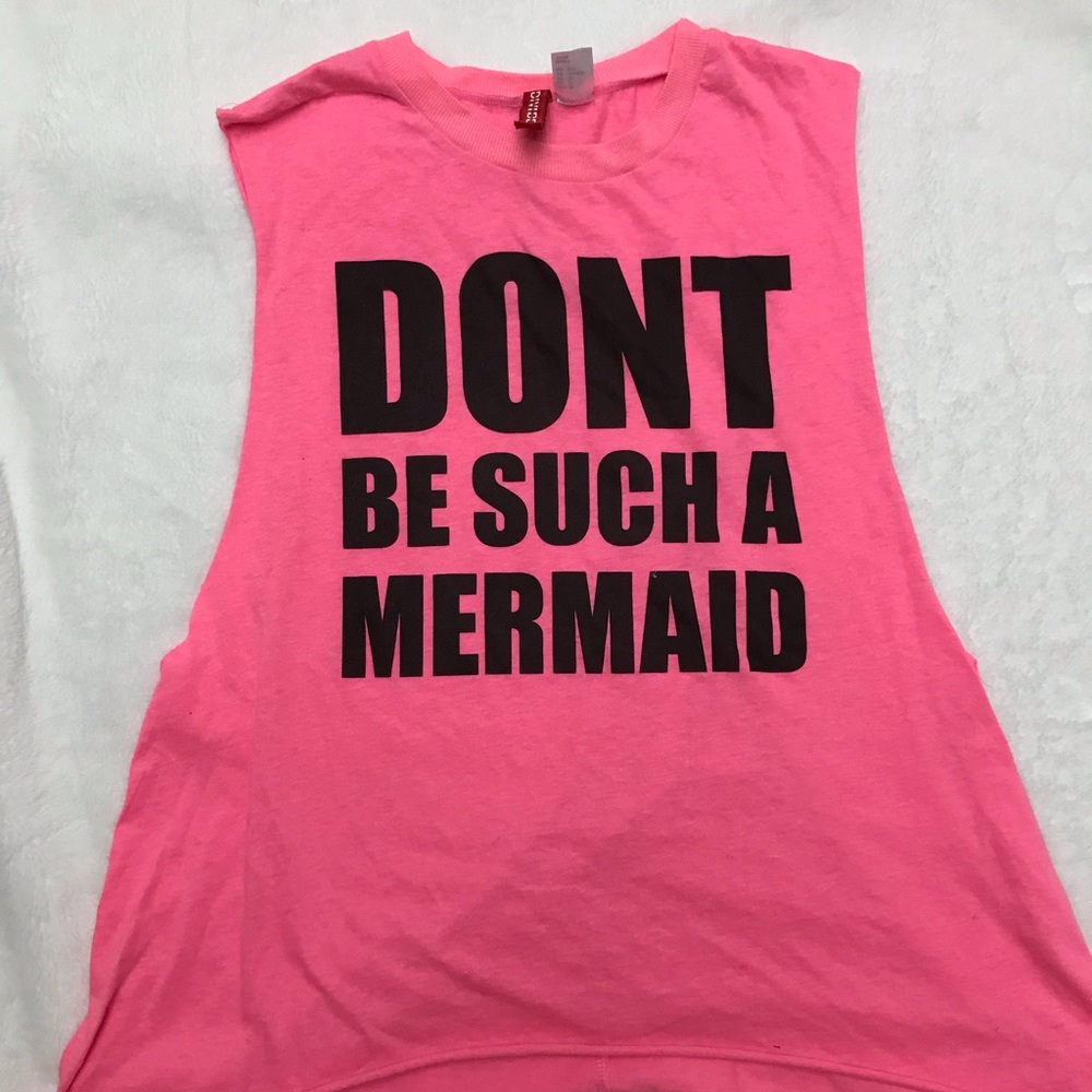 H and M tank